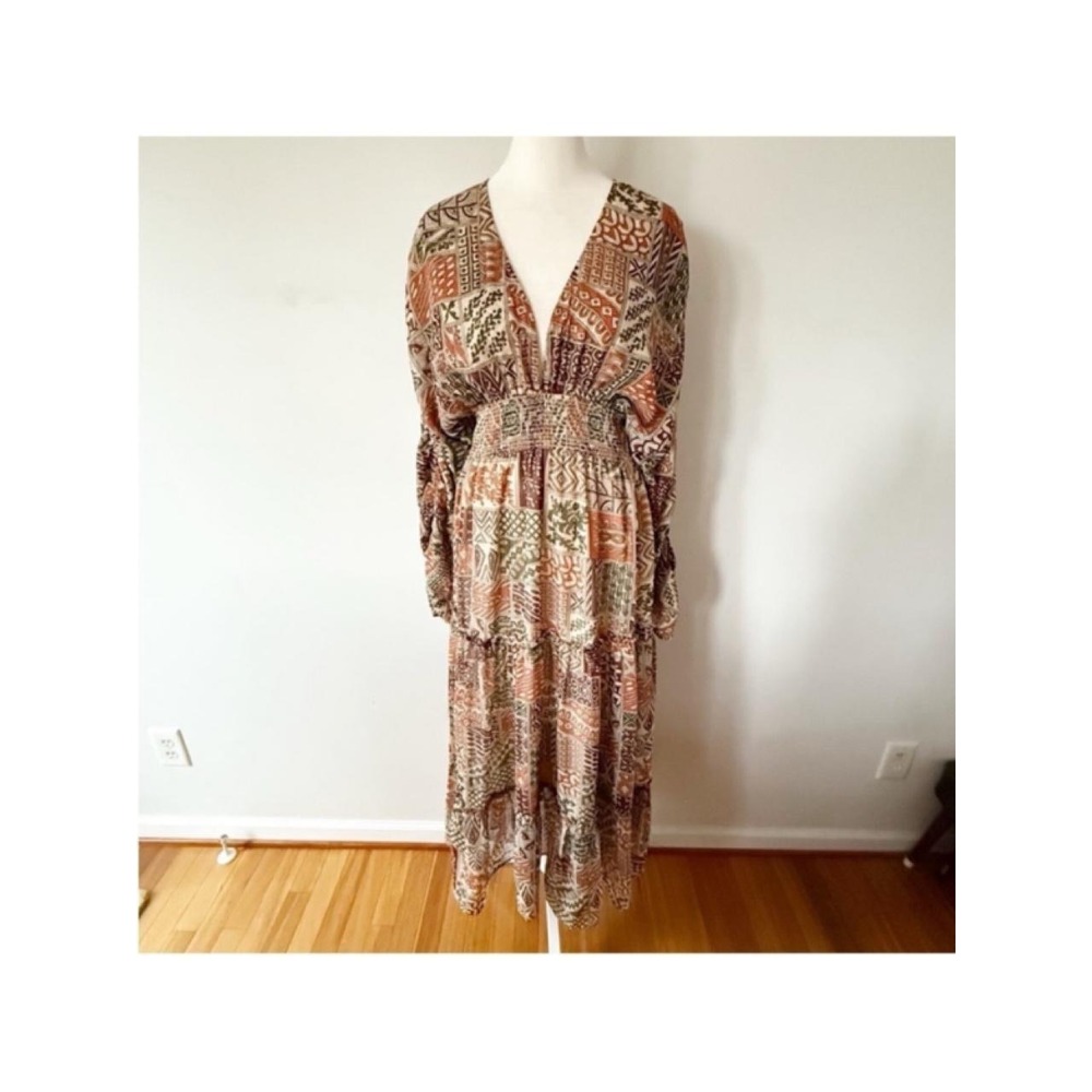 Julie Brown Maxi Dress Womens M Geometric Boho Smocked Metallic Plunge Festival - Picture 1 of 7